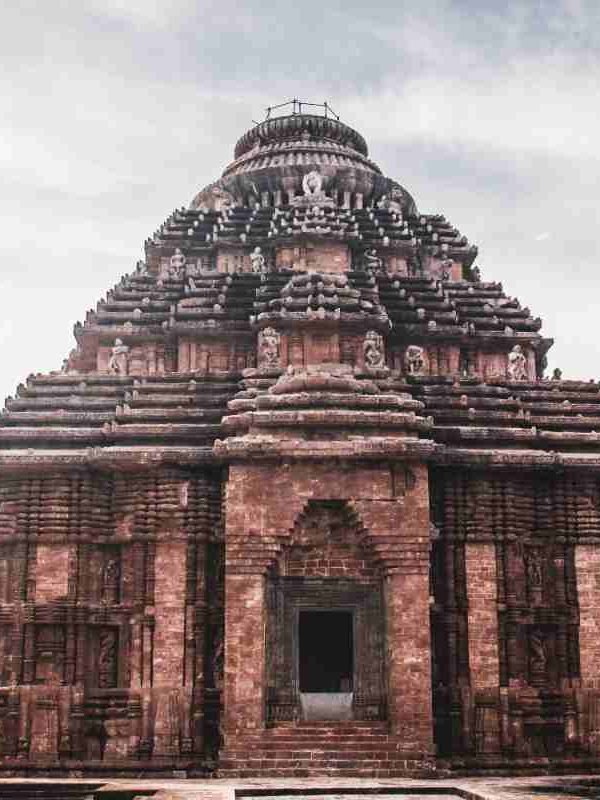Explore Konark Surya Mandir With Best Travel Agency in Puri Odisha